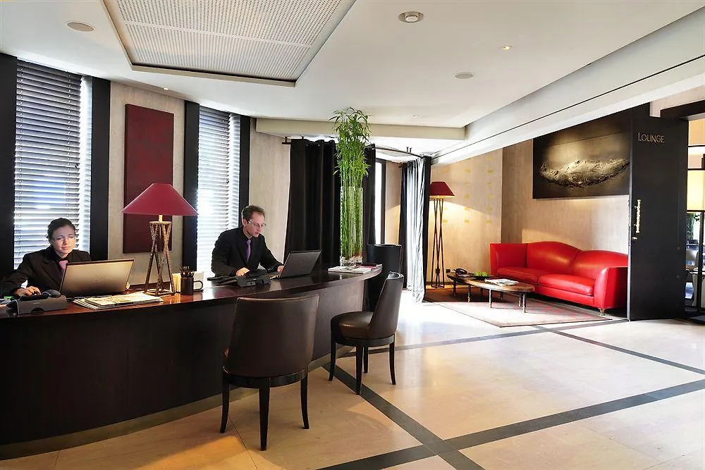 Square 5* Paryż